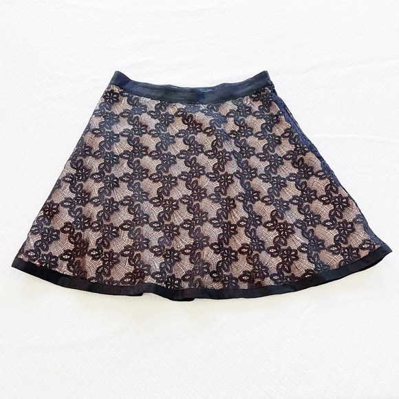 Marc Jacobs Black Beige Lace Overlay A-Line Short Skirt SZ4 - Picture 7 of 7